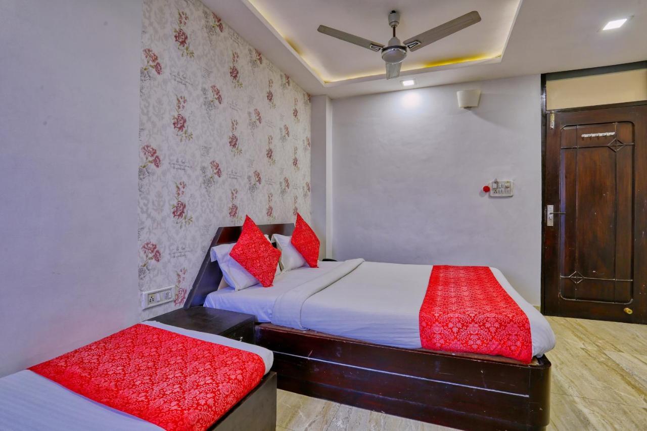 Hotel Galaxy Indore Exteriör bild
